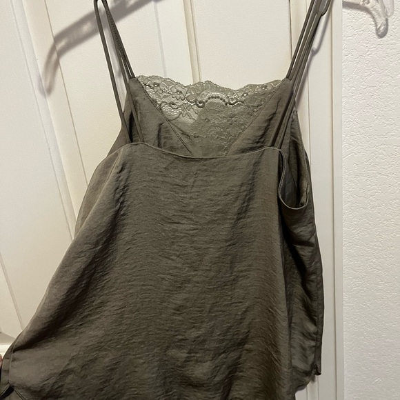 H&M silk tank top - Picture 3 of 3